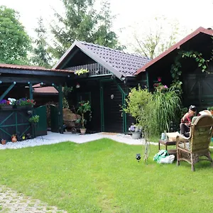 Frenkcottage 5 Km From The Airport- Free Transportation Homestay