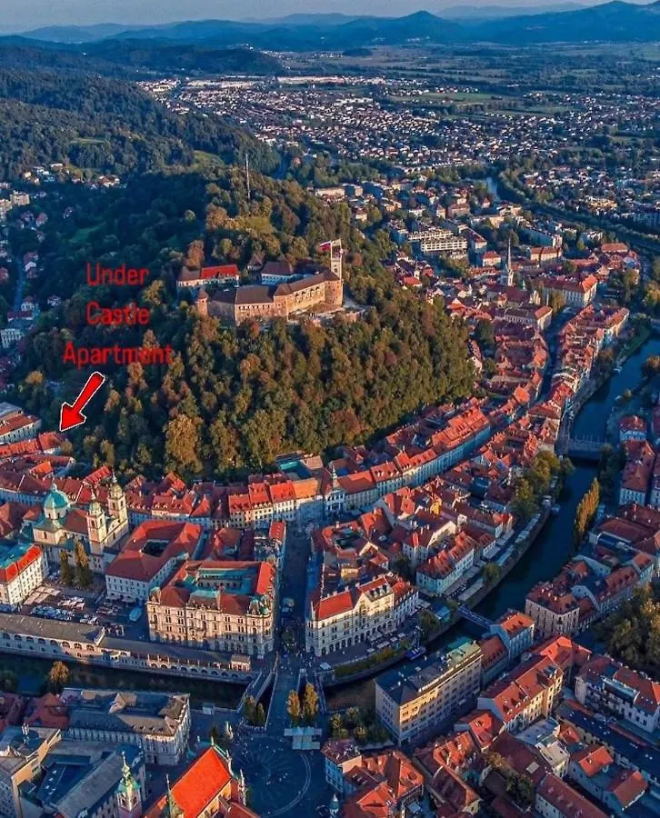 Under Castle Apartment Ljubljana